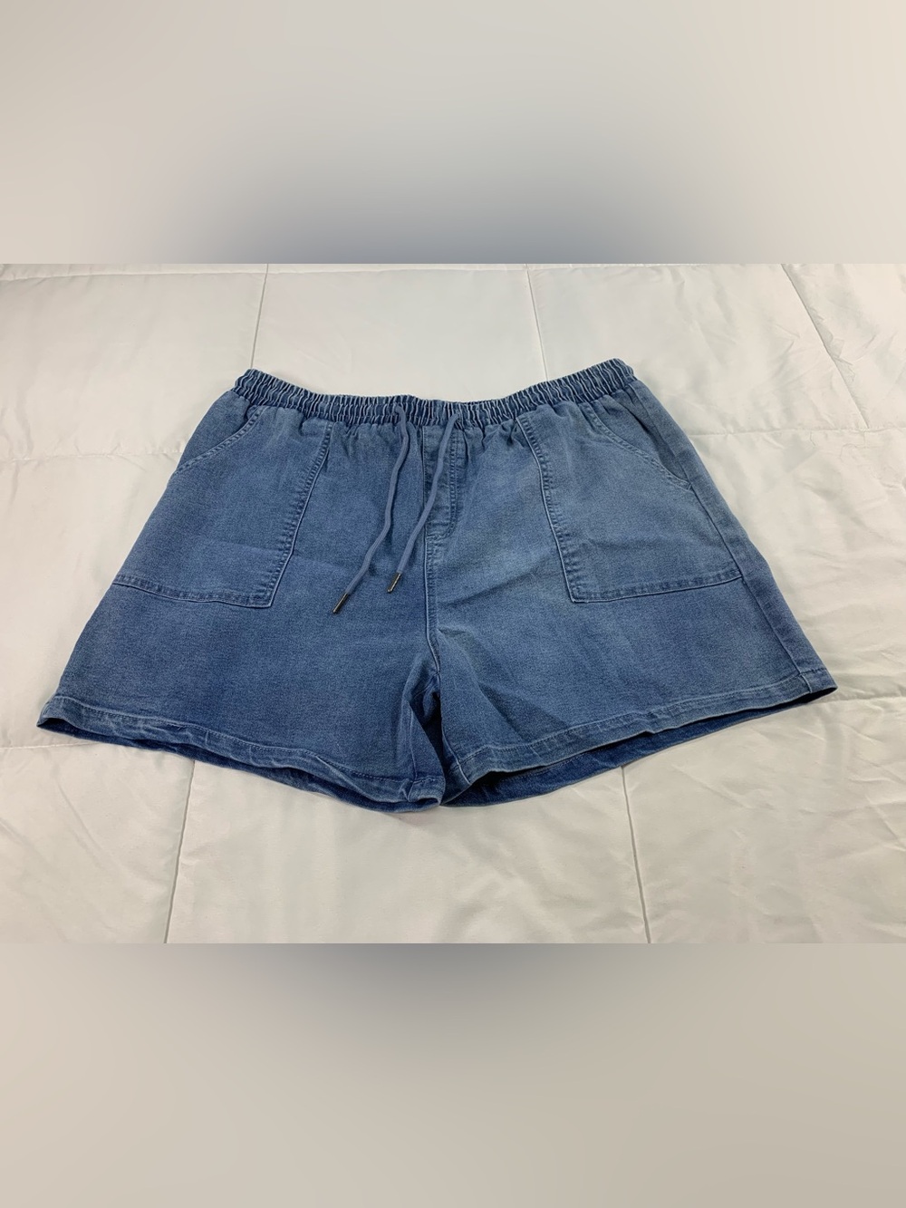 New Rose Maternité shorts size XL